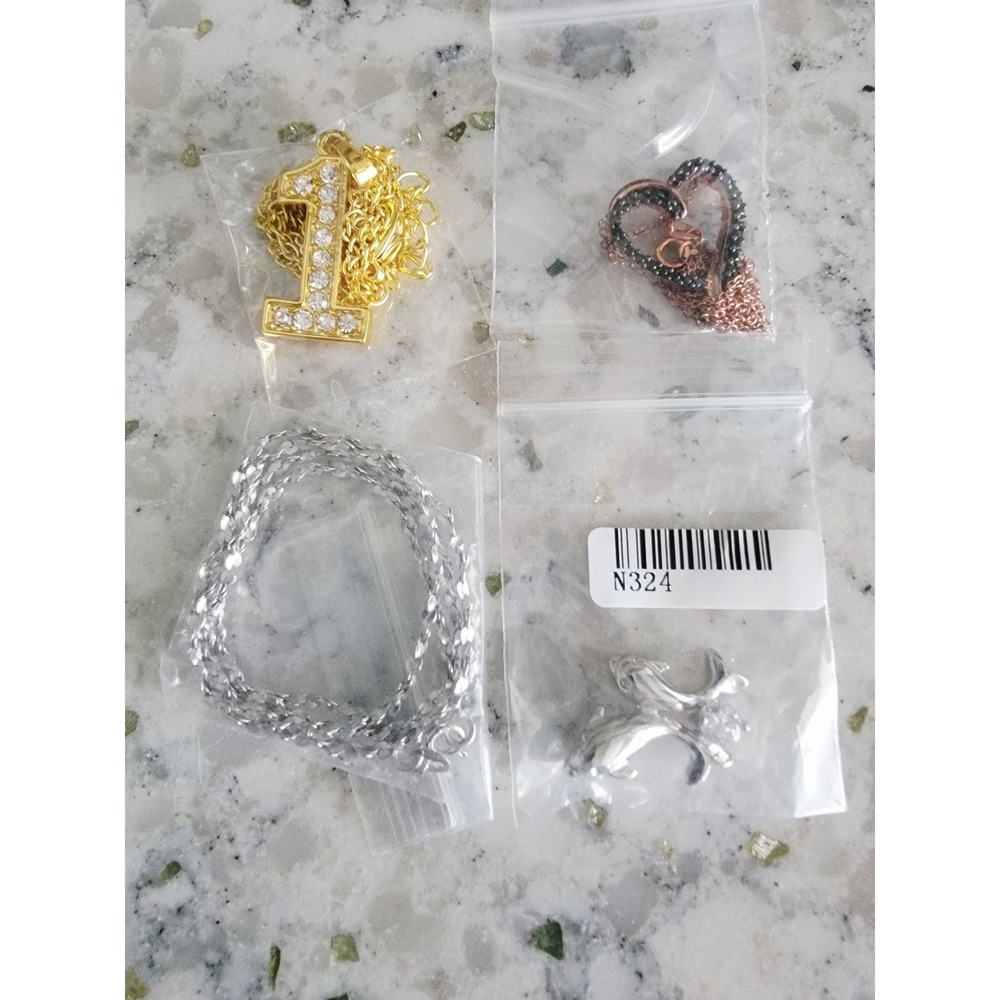 Necklace Pendants Lot:  #1 Heart Dolphin Charm‎ Silvertone Gold Tone Costume Vtg